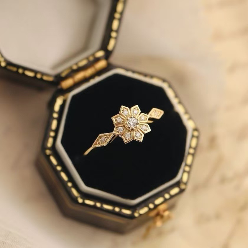 Simple And Stylish Sunflower Womens Snowflake-Shape Ring