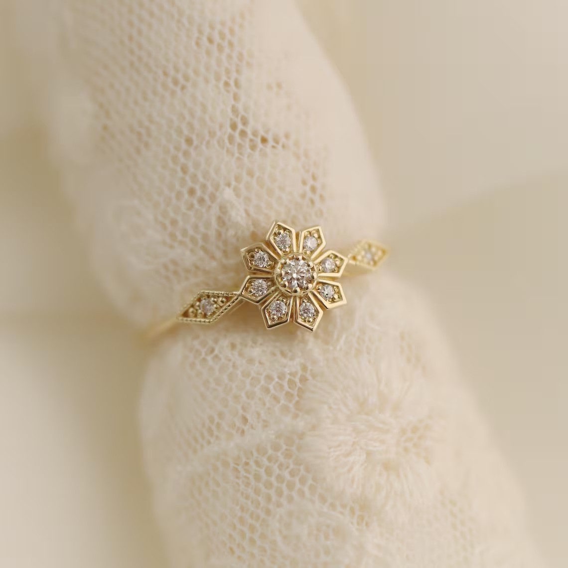 Simple And Stylish Sunflower Womens Snowflake-Shape Ring - Image 5
